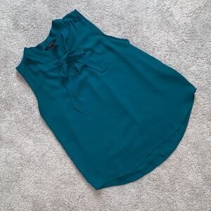 Forever 21 Sleeveless Tank Bow Collar Blouse S